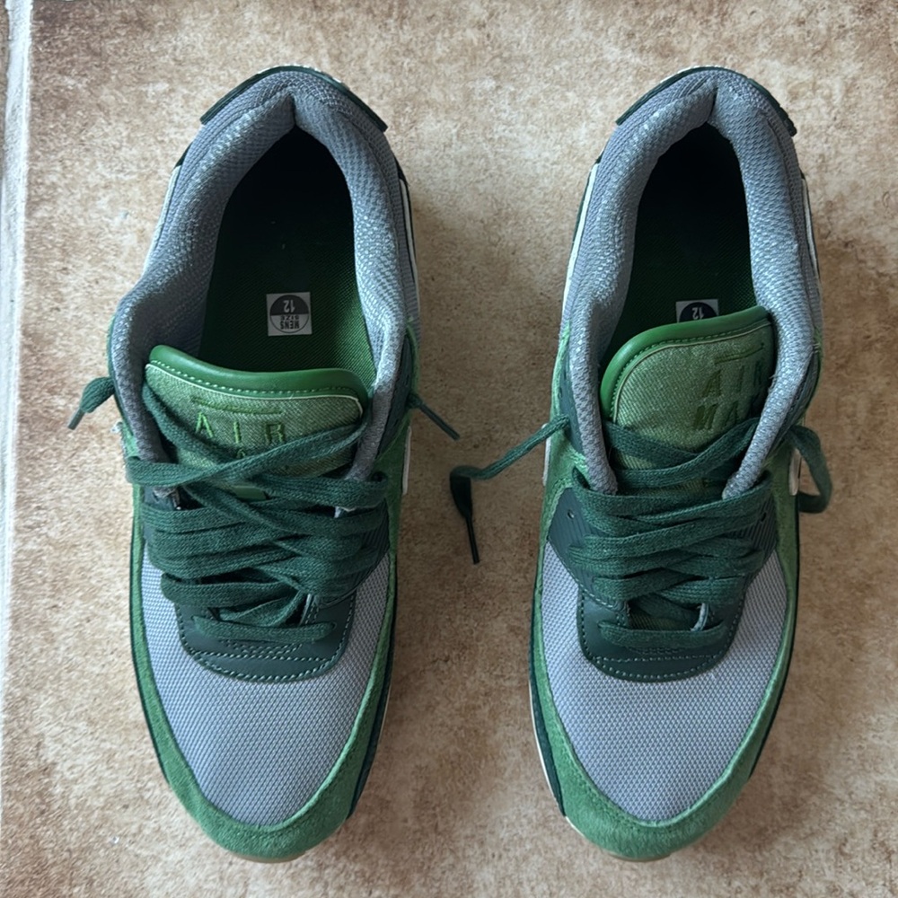 Green Nikes 
Worn once pictures are attached 
No box